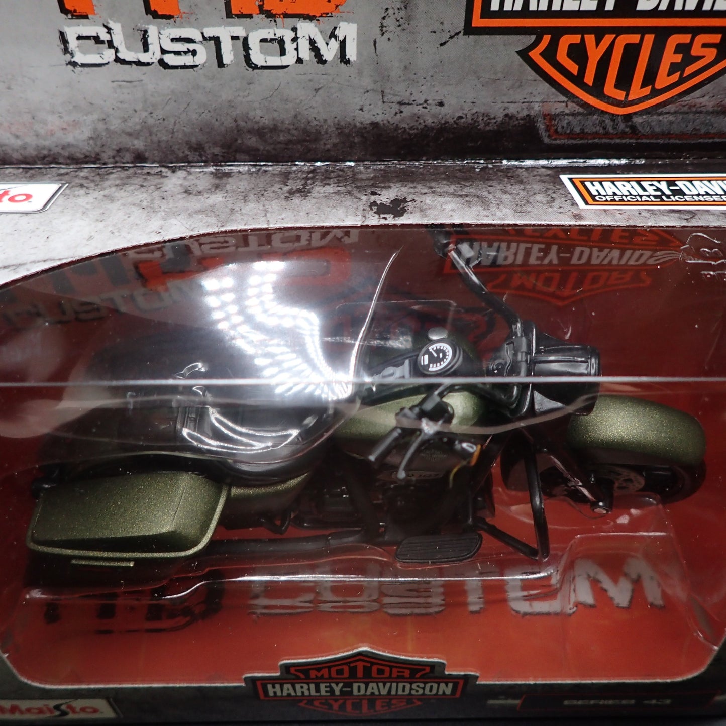 2022 22 ROAD KING SPECIAL HARLEY DAVIDSON MOTORCYCLE MAISTO SERIES 43 1:18 MODEL