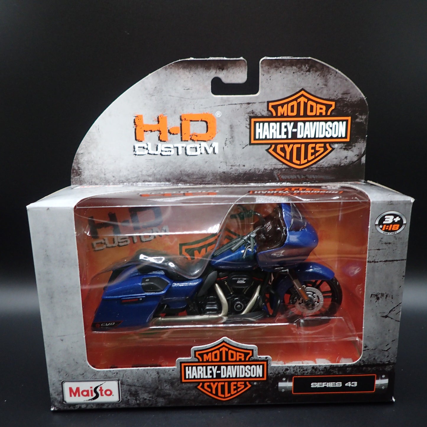 2022 22 CVO ROAD GLIDE HARLEY DAVIDSON MOTORCYCLE MAISTO SERIES 43 1/18 MODEL