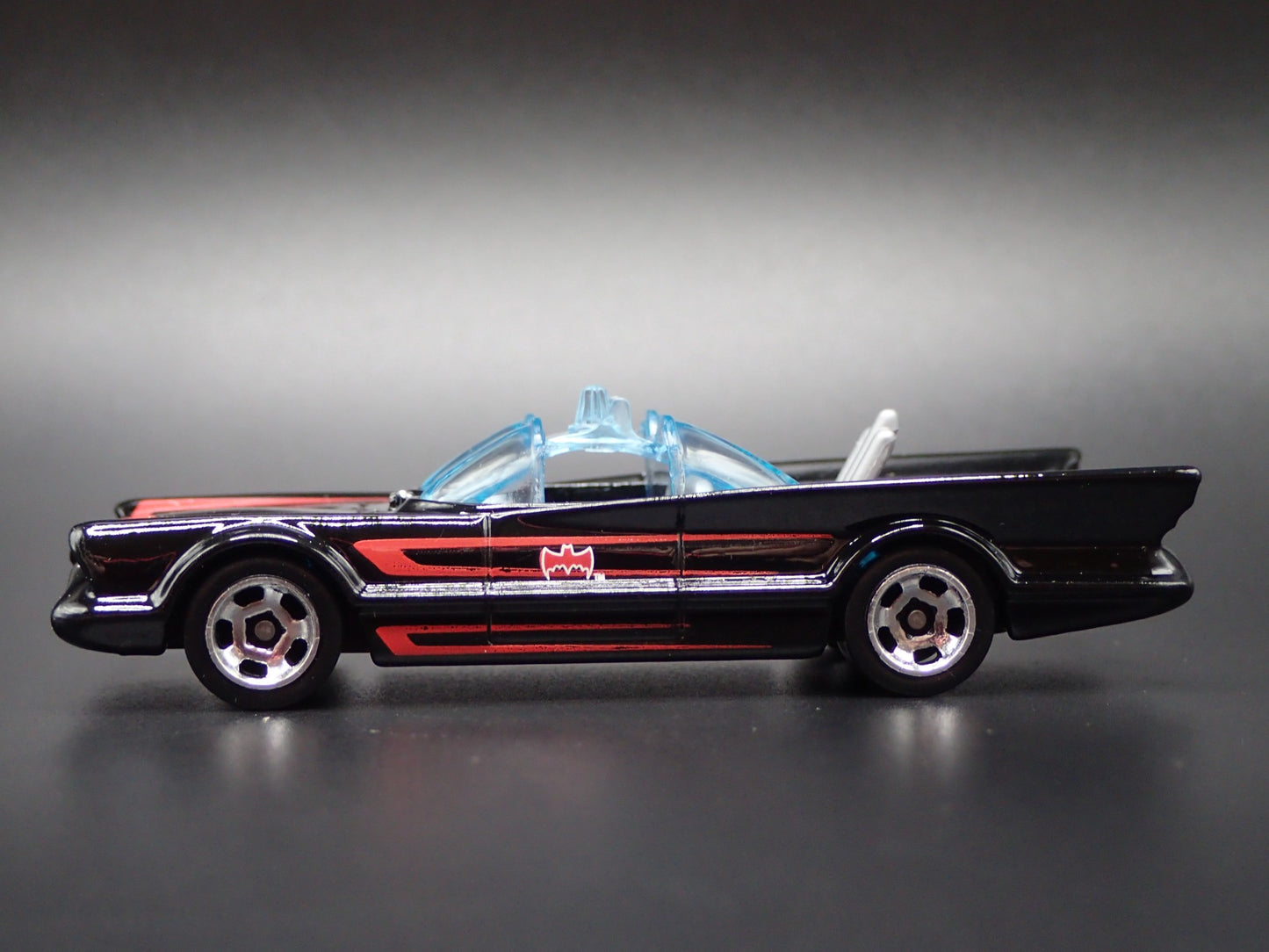1966 66 BATMAN BATMOBILE ADAM WEST RARE 1/64 SCALE COLLECTIBLE DIECAST MODEL CAR