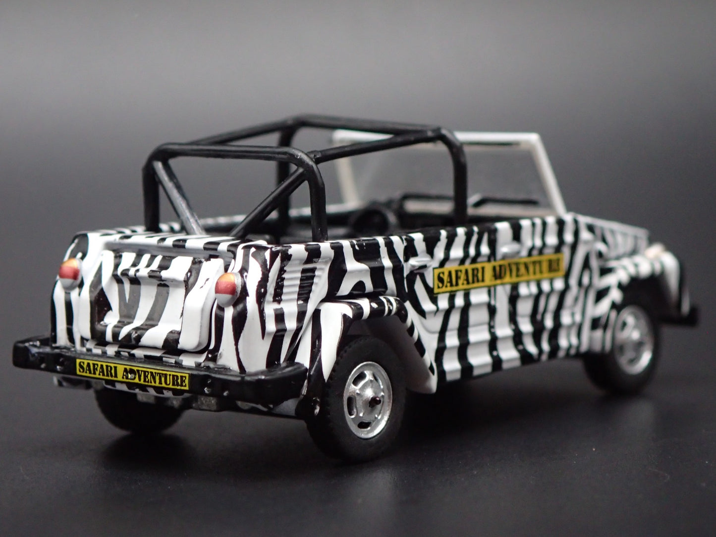 VOLKSWAGEN THING TYPE 181 WHITE SAFARI 1:64 SCALE COLLECTIBLE DIECAST MODEL CAR