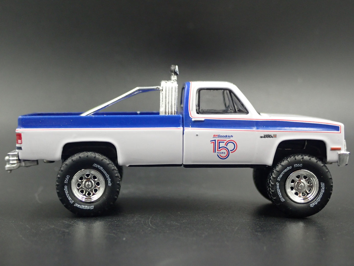 1985 85 GMC K2500 4X4 TRUCK BF GOODRICH SQUAREBODY 1/64 SCALE DIECAST MODEL CAR