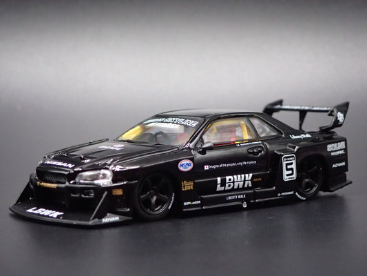 NISSAN SKYLINE LB-ER34 SUPER SILHOUTTE LBWK 1:64 SCALE DIORAMA DIECAST MODEL CAR