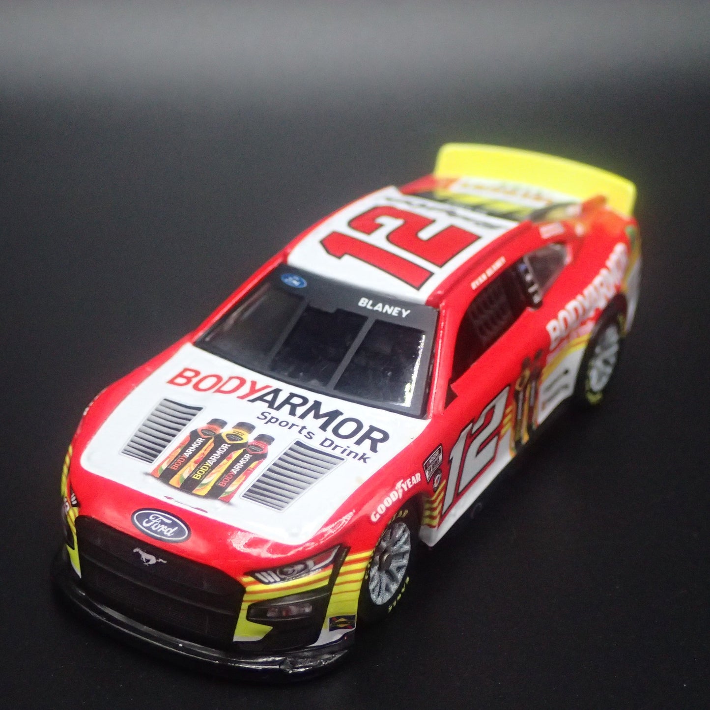 2023 23 FORD MUSTANG 12 RYAN BLANEY BODYARMOR NASCAR 1:64 SCALE DIECAST CAR