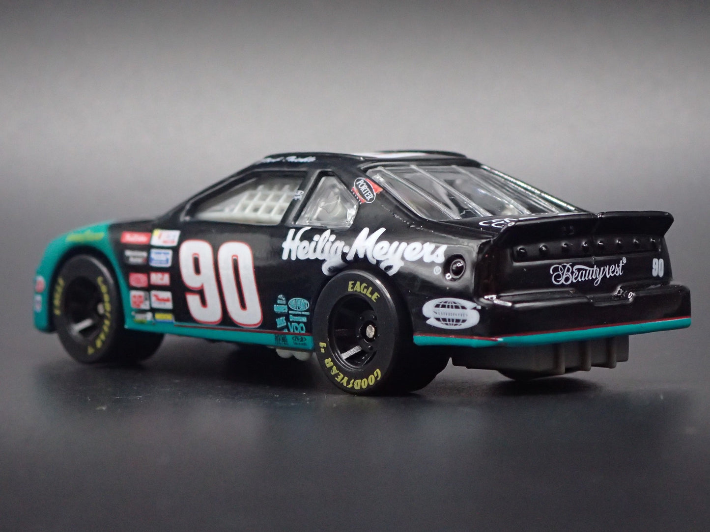 1997 97 FORD THUNDERBIRD 90 DICK TRICKLE NASCAR 1:64 SCALE DIECAST MODEL CAR