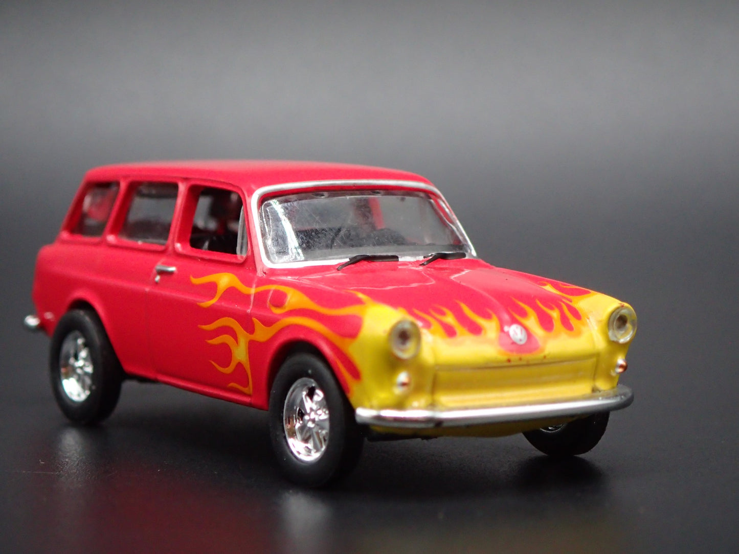 1961-1973 VW VOLKSWAGEN TYPE 3 SQUAREBACK RED 1:64 SCALE DIECAST MODEL CAR