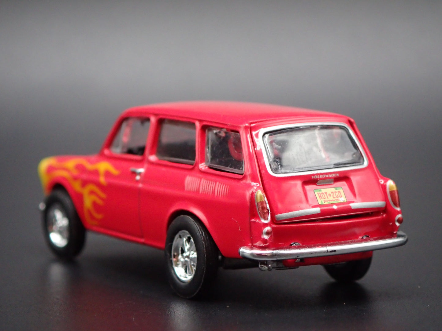 1961-1973 VW VOLKSWAGEN TYPE 3 SQUAREBACK RED 1:64 SCALE DIECAST MODEL CAR