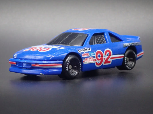 1992 PONTIAC GRAND PRIX MARTINSVILLE GOODYS 500 NASCAR  1:64 SCALE DIECAST CAR