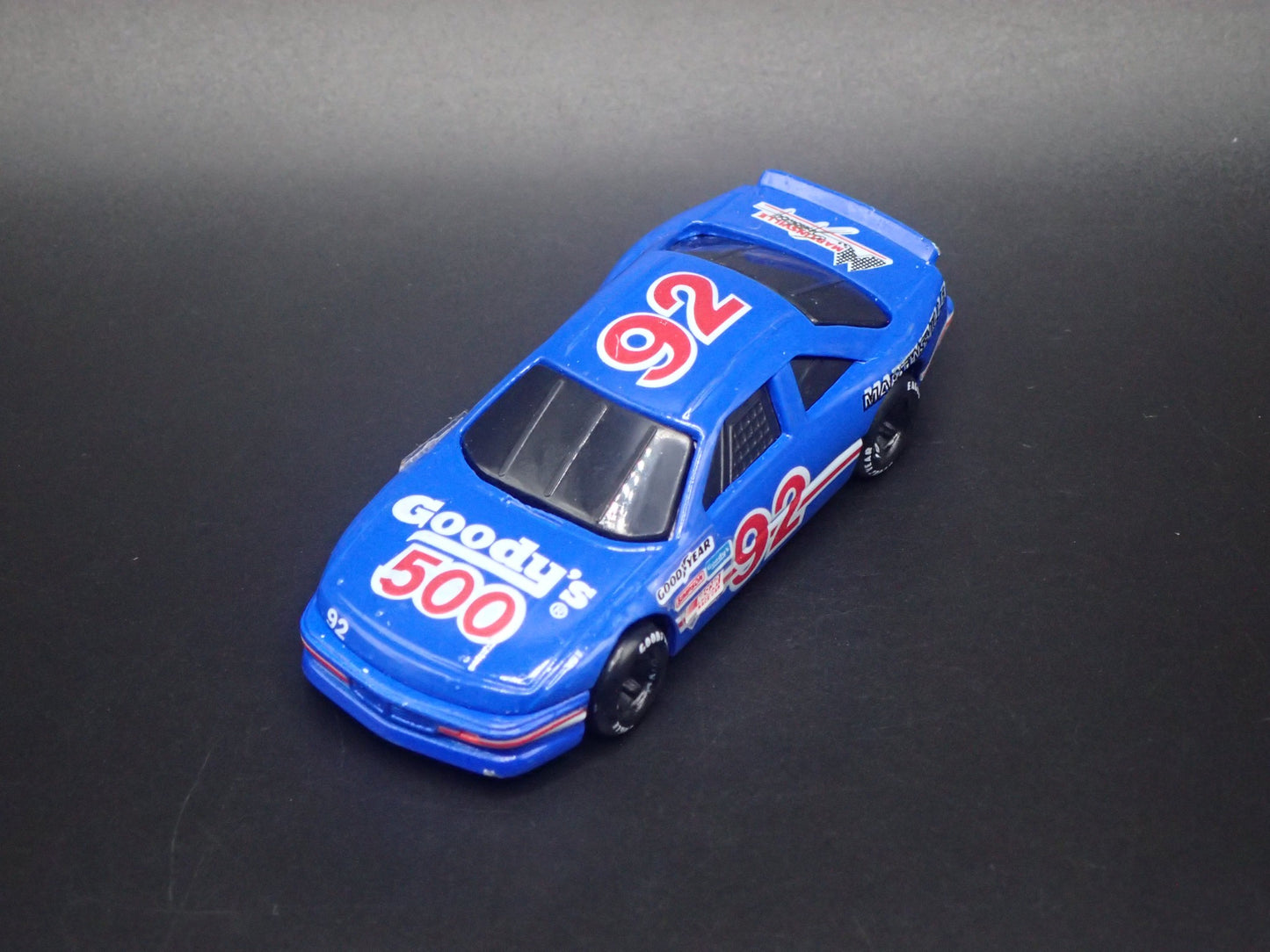 1992 PONTIAC GRAND PRIX MARTINSVILLE GOODYS 500 NASCAR  1:64 SCALE DIECAST CAR