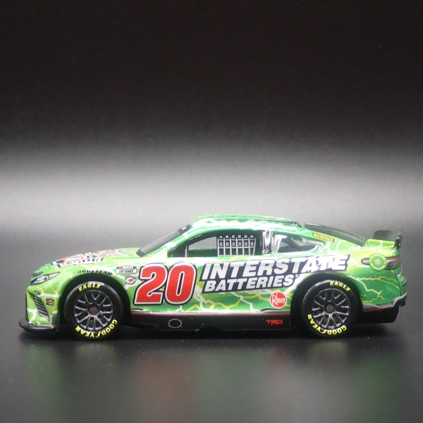 2023 TOYOTA CAMRY 20 CHRISTOPHER BELL INTERSTATE BATTERIES NASCAR 1:64 DIECAST
