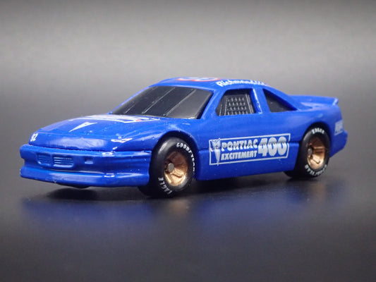 1992 PONTIAC GRAND PRIX PONTIAC EXCITEMENT 400 NASCAR  1:64 SCALE DIECAST CAR