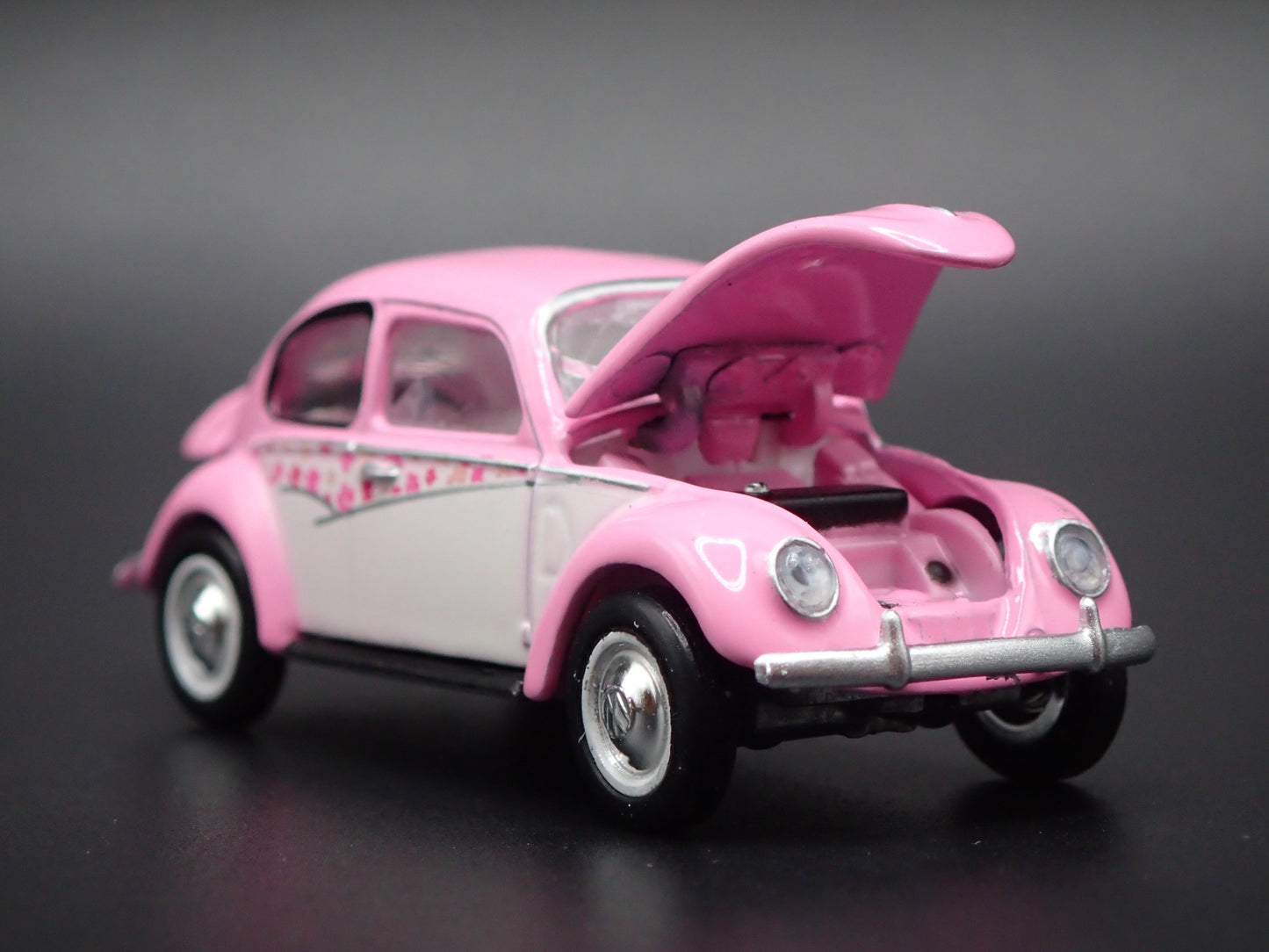 1950 50 VW VOLKSWAGEN BEETLE SPLIT WINDOW PINK 1:64 SCALE DIECAST MODEL CAR