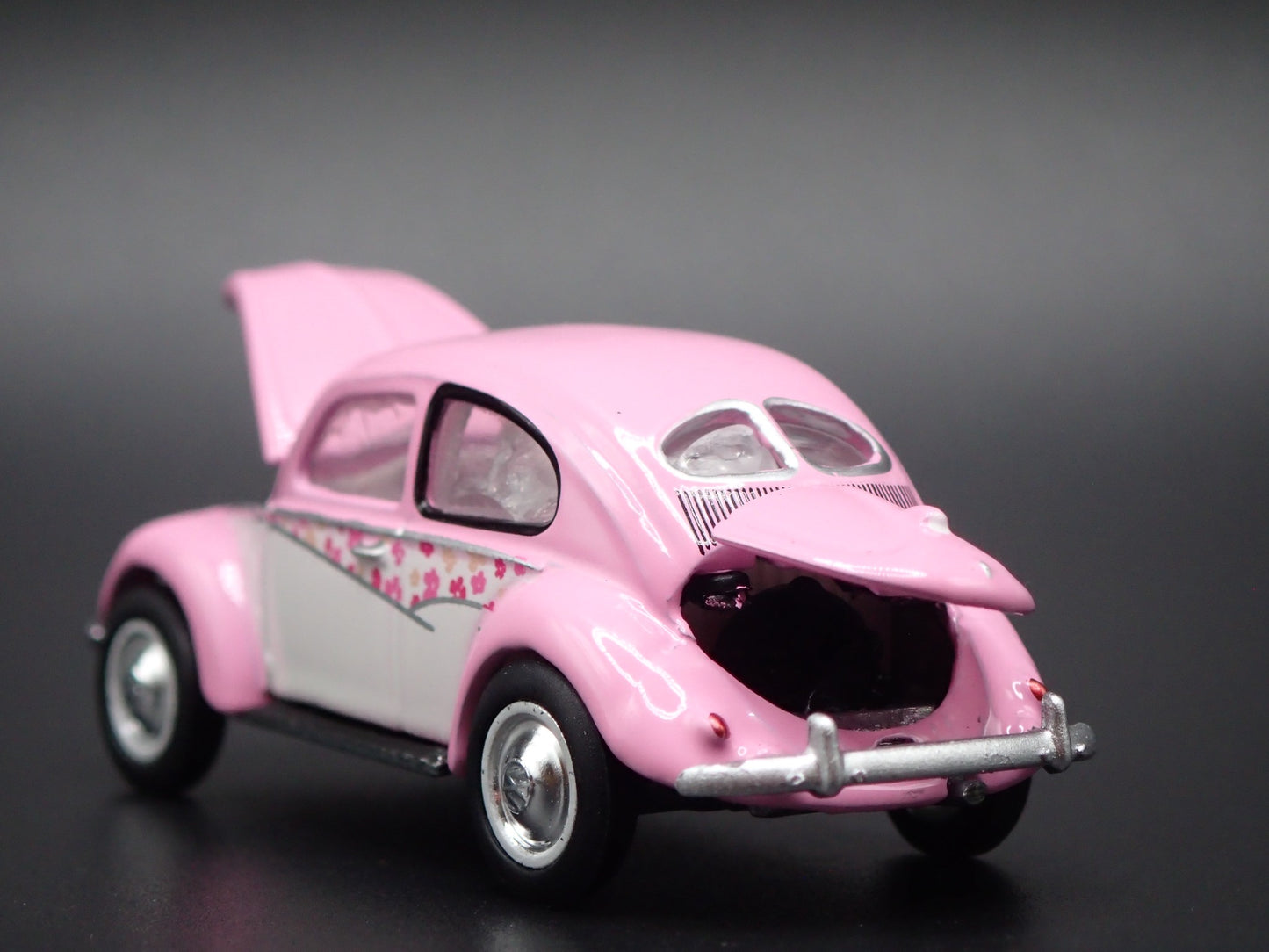 1950 50 VW VOLKSWAGEN BEETLE SPLIT WINDOW PINK 1:64 SCALE DIECAST MODEL CAR
