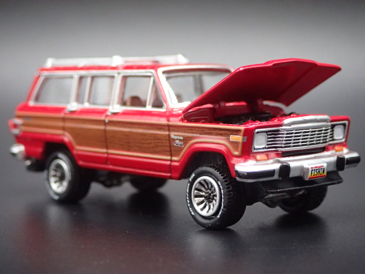 1980-1991 JEEP WAGONEER w HITCH 1:64 SCALE COLLECTIBLE DIORAMA DIECAST MODEL CAR