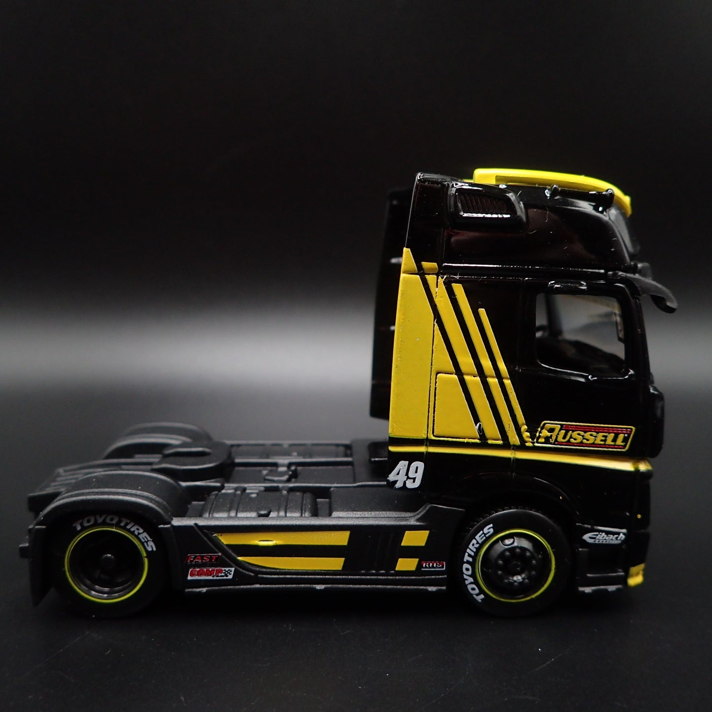 MERCEDES-BENZ ACTROS 1851 CAB BIG RIG RUSSELL 1/64 SCALE DIECAST MODEL CAR