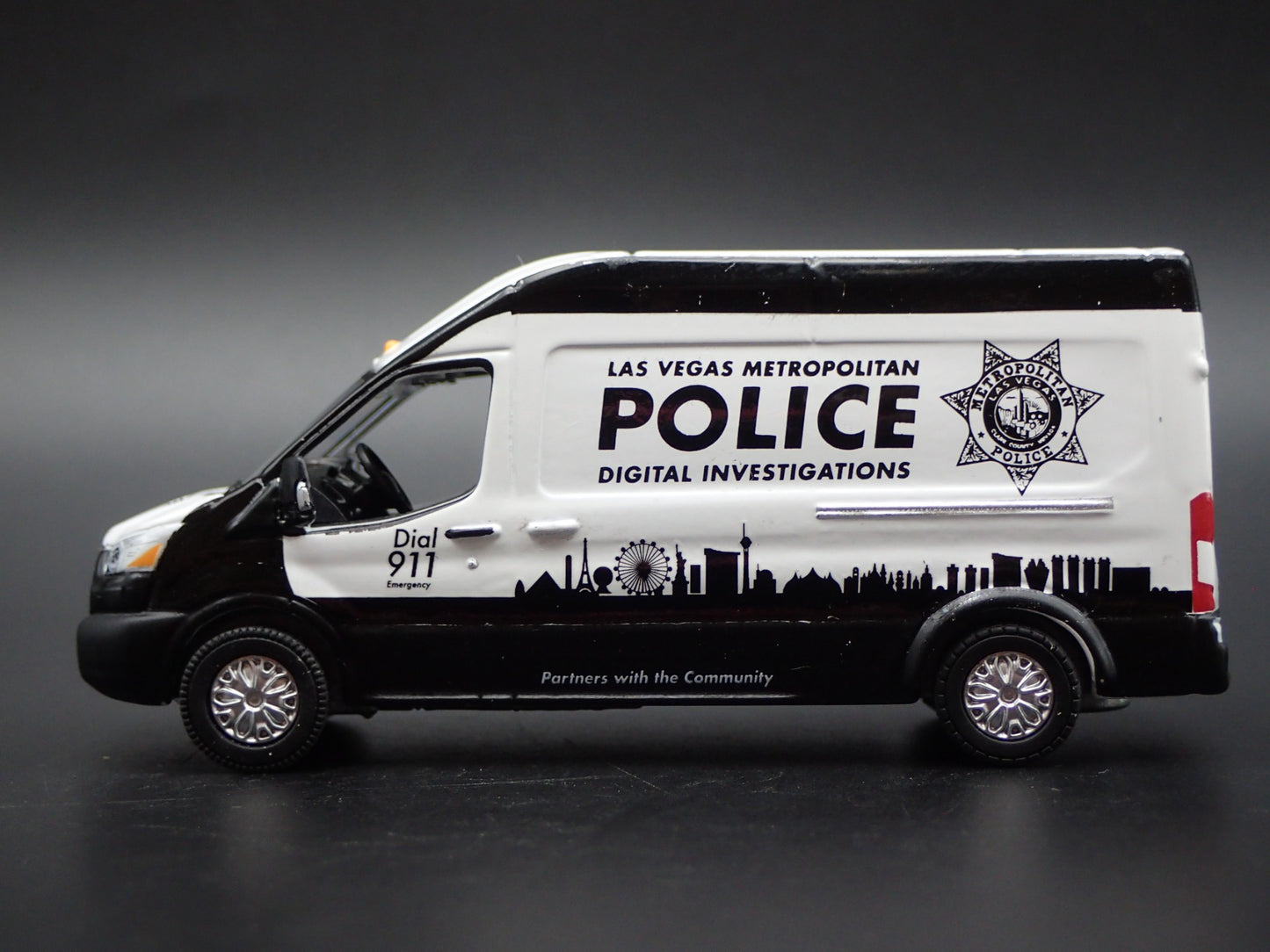 2019 19 FORD TRANSIT VAN LAS VEGAS METRO POLICE 1:64 SCALE DIECAST MODEL CAR