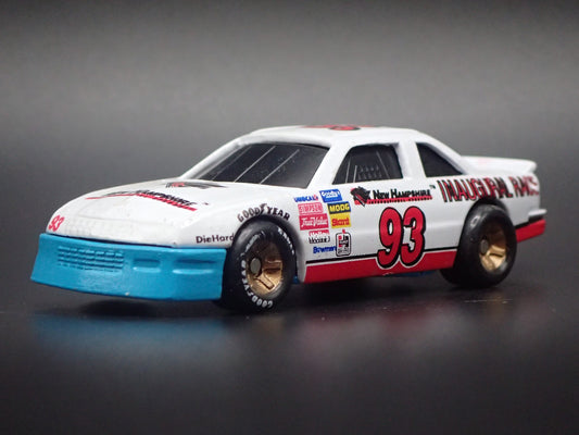 1991 91 93 STERLING MARLIN NEW HAMPHIRE NASCAR 1:64 SCALE DIECAST MODEL CAR