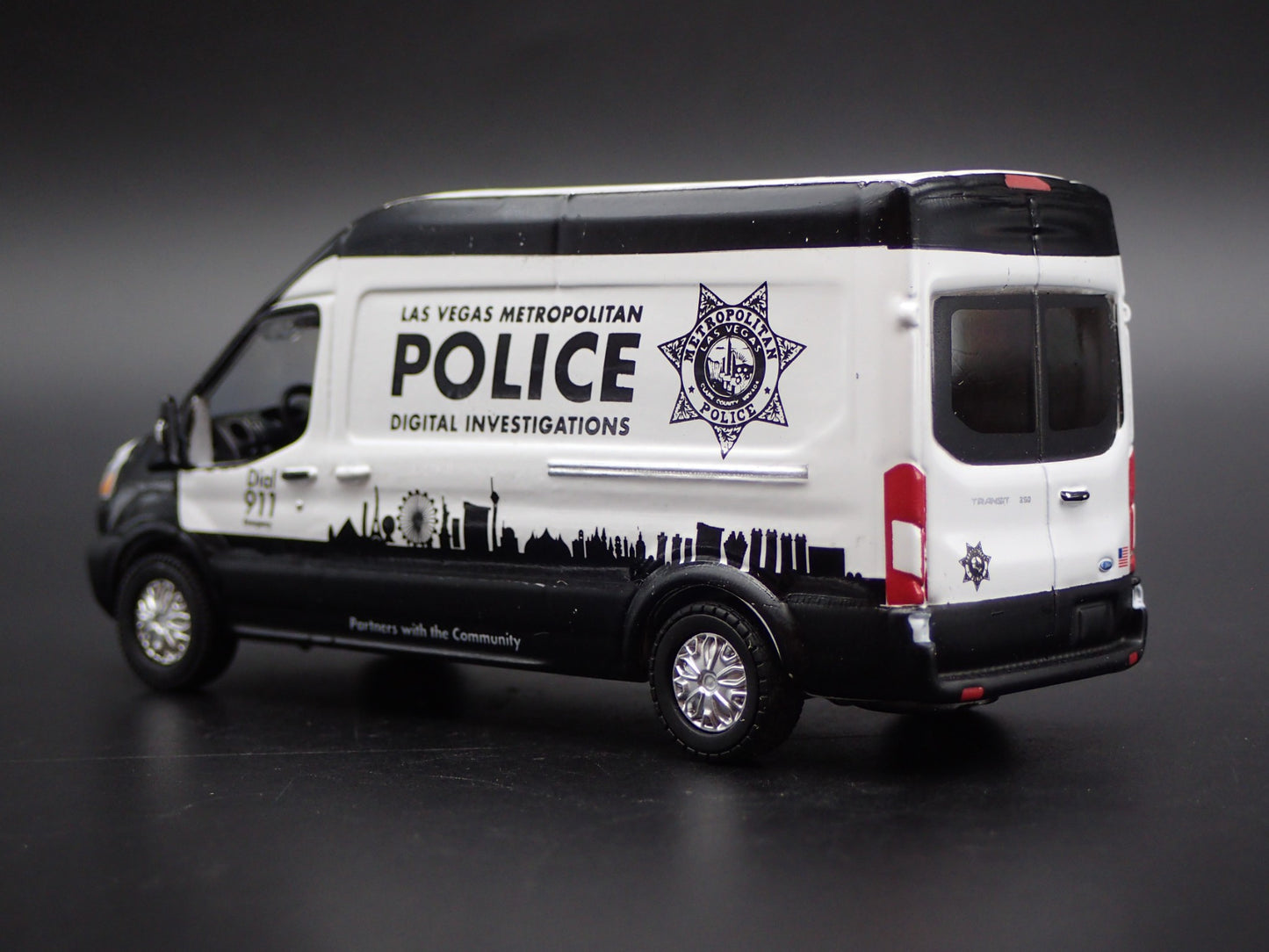 2019 19 FORD TRANSIT VAN LAS VEGAS METRO POLICE 1:64 SCALE DIECAST MODEL CAR