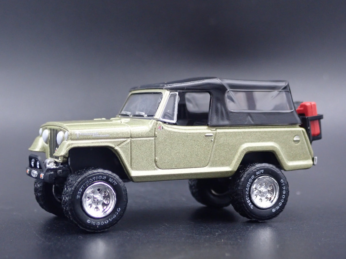 1966 - 1973 JEEP JEEPSTER COMMANDO RARE 1:64 SCALE DIORAMA DIECAST MODEL CAR-Burning Rubber Toy Company