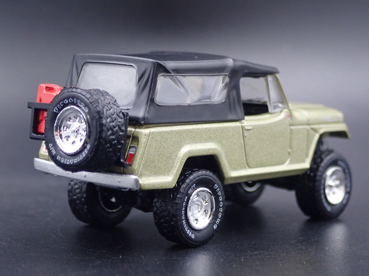 1966 - 1973 JEEP JEEPSTER COMMANDO RARE 1:64 SCALE DIORAMA DIECAST MODEL CAR-Burning Rubber Toy Company