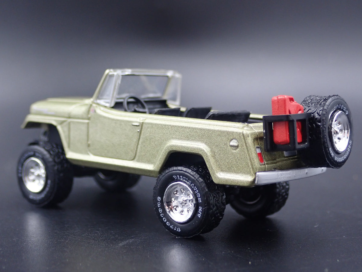 1966 - 1973 JEEP JEEPSTER COMMANDO RARE 1:64 SCALE DIORAMA DIECAST MODEL CAR-Burning Rubber Toy Company