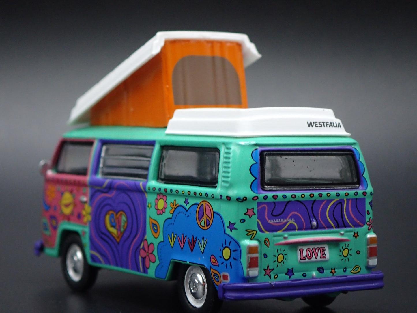 1967-1979 VW VOLKSWAGEN TYPE 2 WESTFALIA CAMPMOBILE HIPPY 1/64 DIECAST MODEL CAR