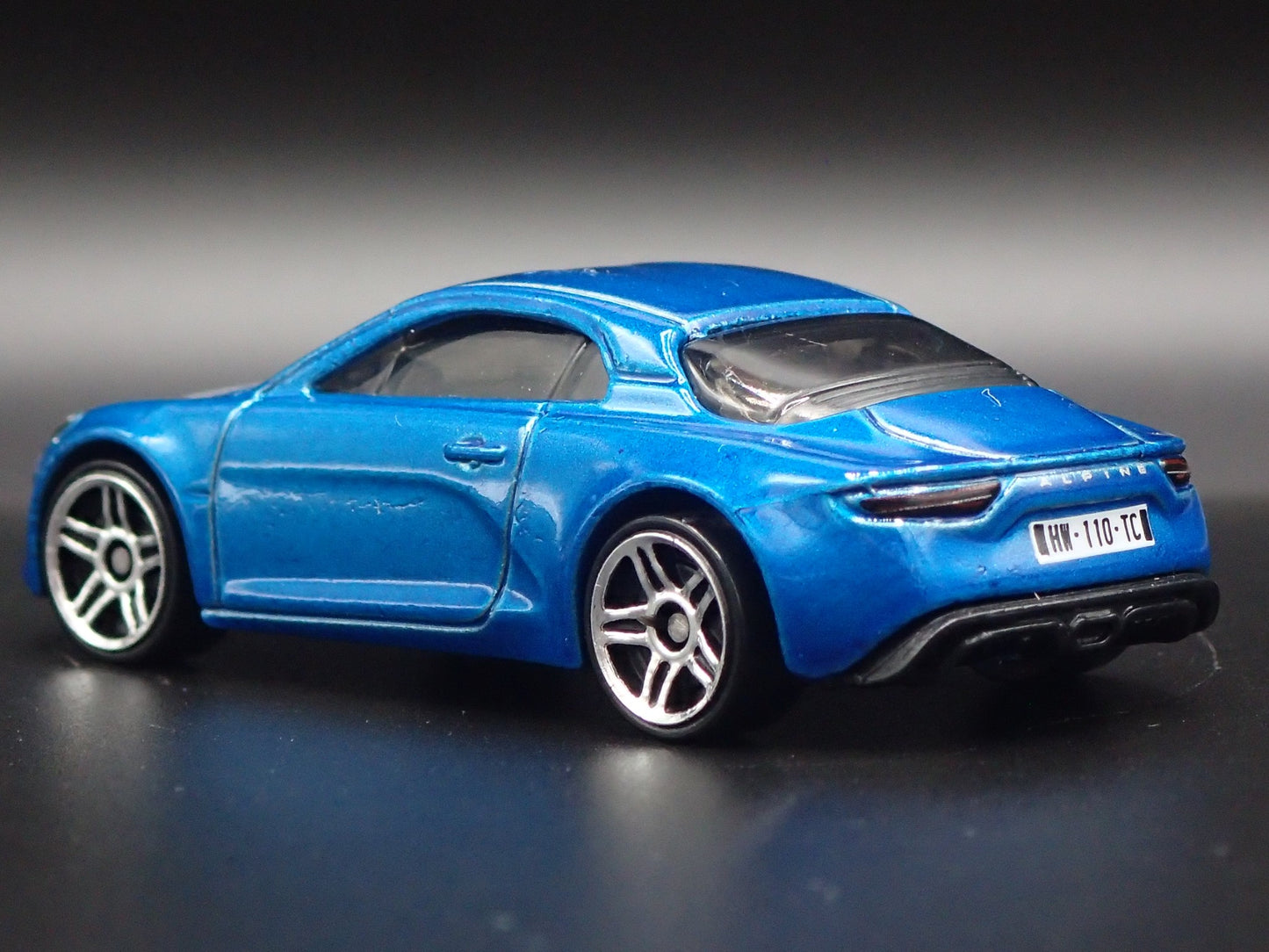 2017-2025 ALPINE A110 BLUE 1:64 SCALE COLLECTIBLE DIORAMA DIECAST MODEL CAR