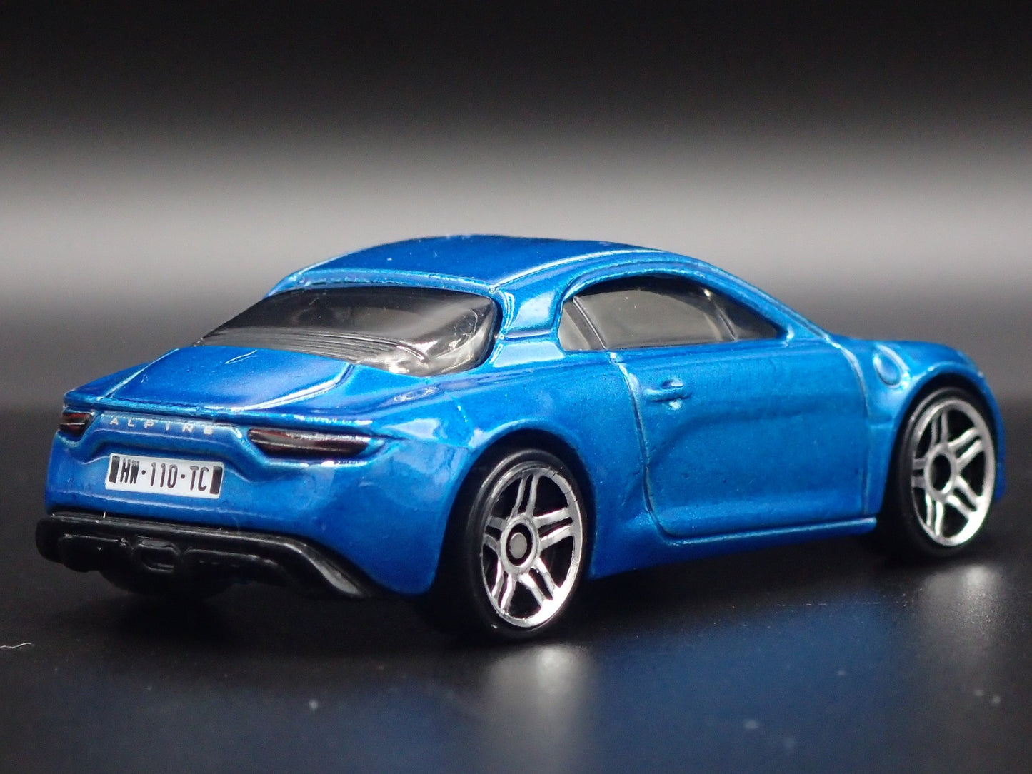 2017-2025 ALPINE A110 BLUE 1:64 SCALE COLLECTIBLE DIORAMA DIECAST MODEL CAR
