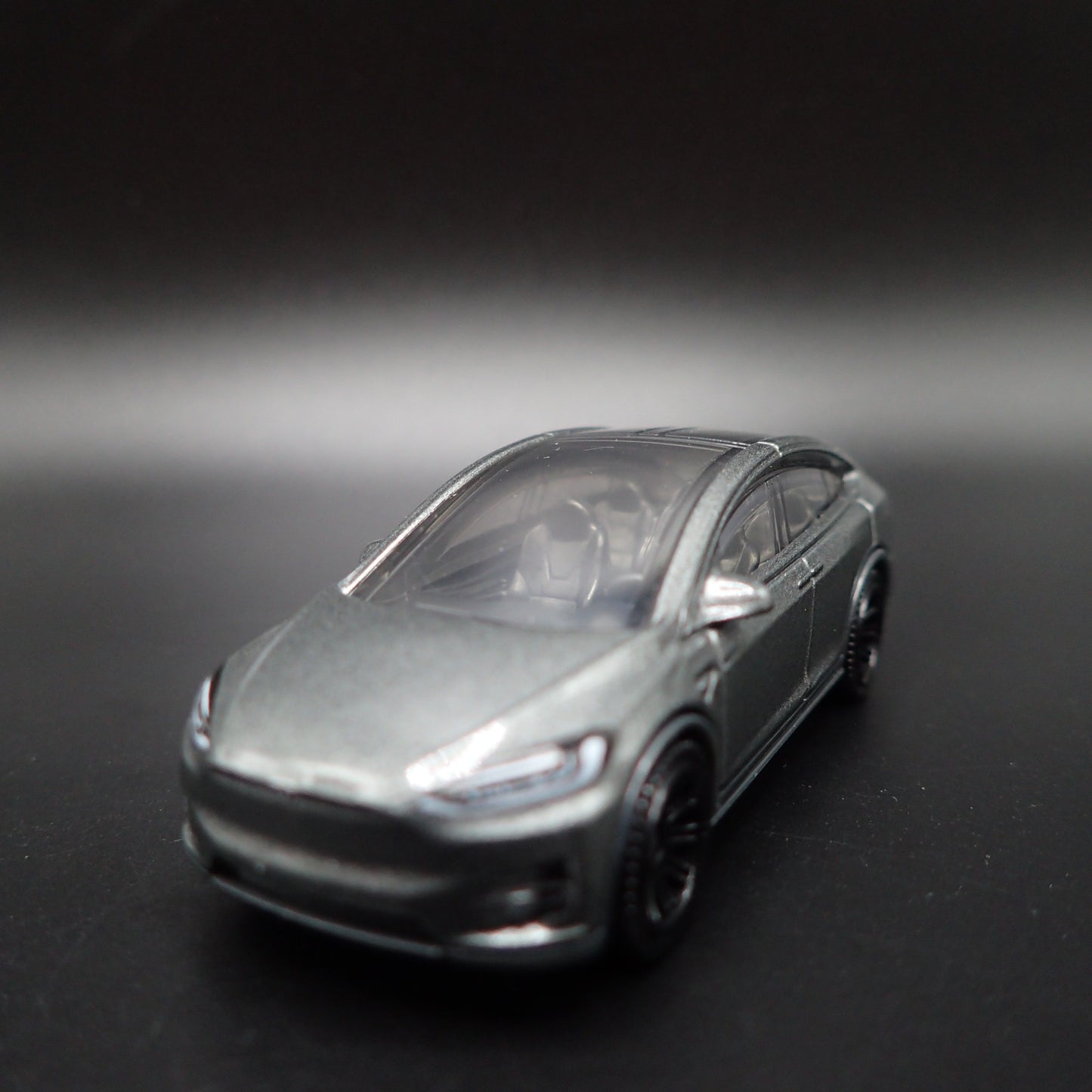 2016-2025 TESLA MODEL X SUV GRY 1:64 SCALE COLLECTIBLE DIORAMA DIECAST MODEL CAR