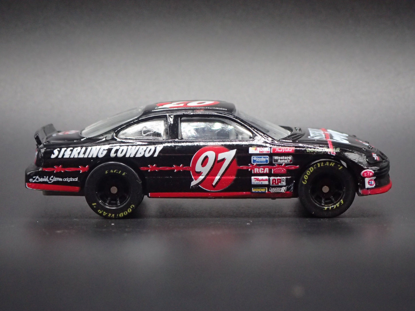 1996 96 PONTIAC GRAND PRIX 97 CHAD LITTLE NASCAR 1:64 SCALE DIECAST MODEL CAR