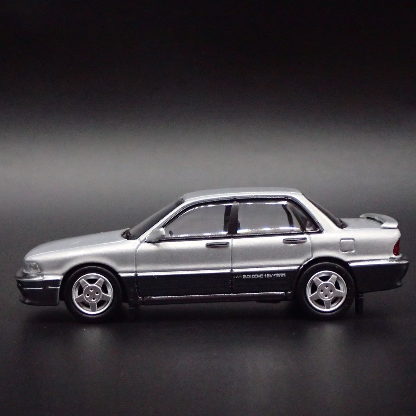 1987-1992 MITSUBISHI GALANT VR4 1:64 SCALE COLLECTIBLE DIORAMA DIECAST MODEL CAR