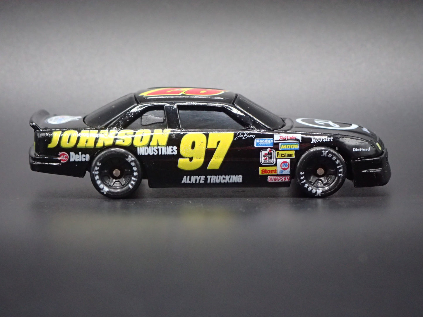 1992 92 FORD THUNDERBIRD 97 JOE BESSEY NASCAR  1:64 SCALE DIECAST MODEL CAR