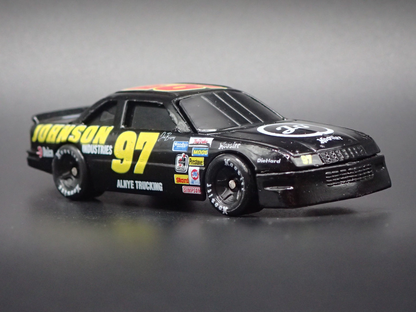 1992 92 FORD THUNDERBIRD 97 JOE BESSEY NASCAR  1:64 SCALE DIECAST MODEL CAR
