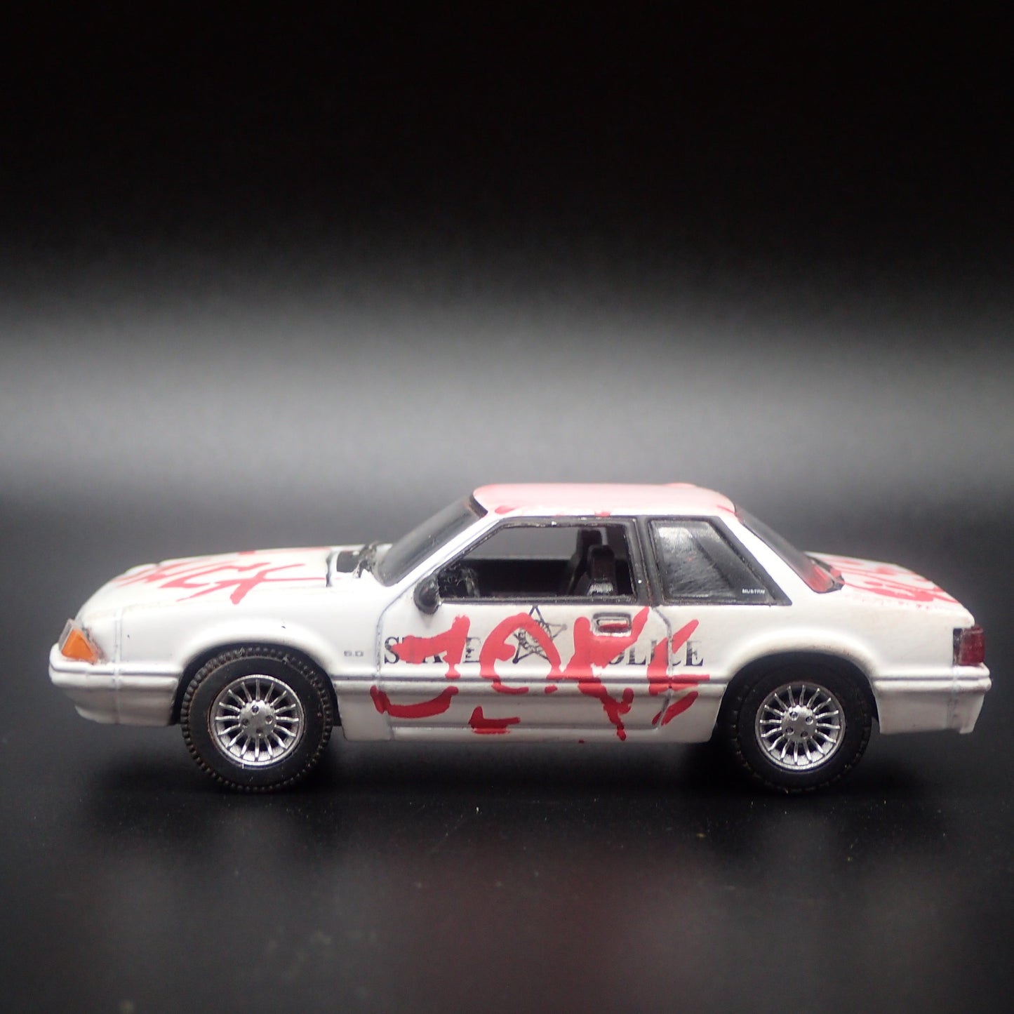 1993 FORD MUSTANG SSP OREGON STATE POLICE FOX BODY TAGGED 1:64 DIECAST MODEL CAR