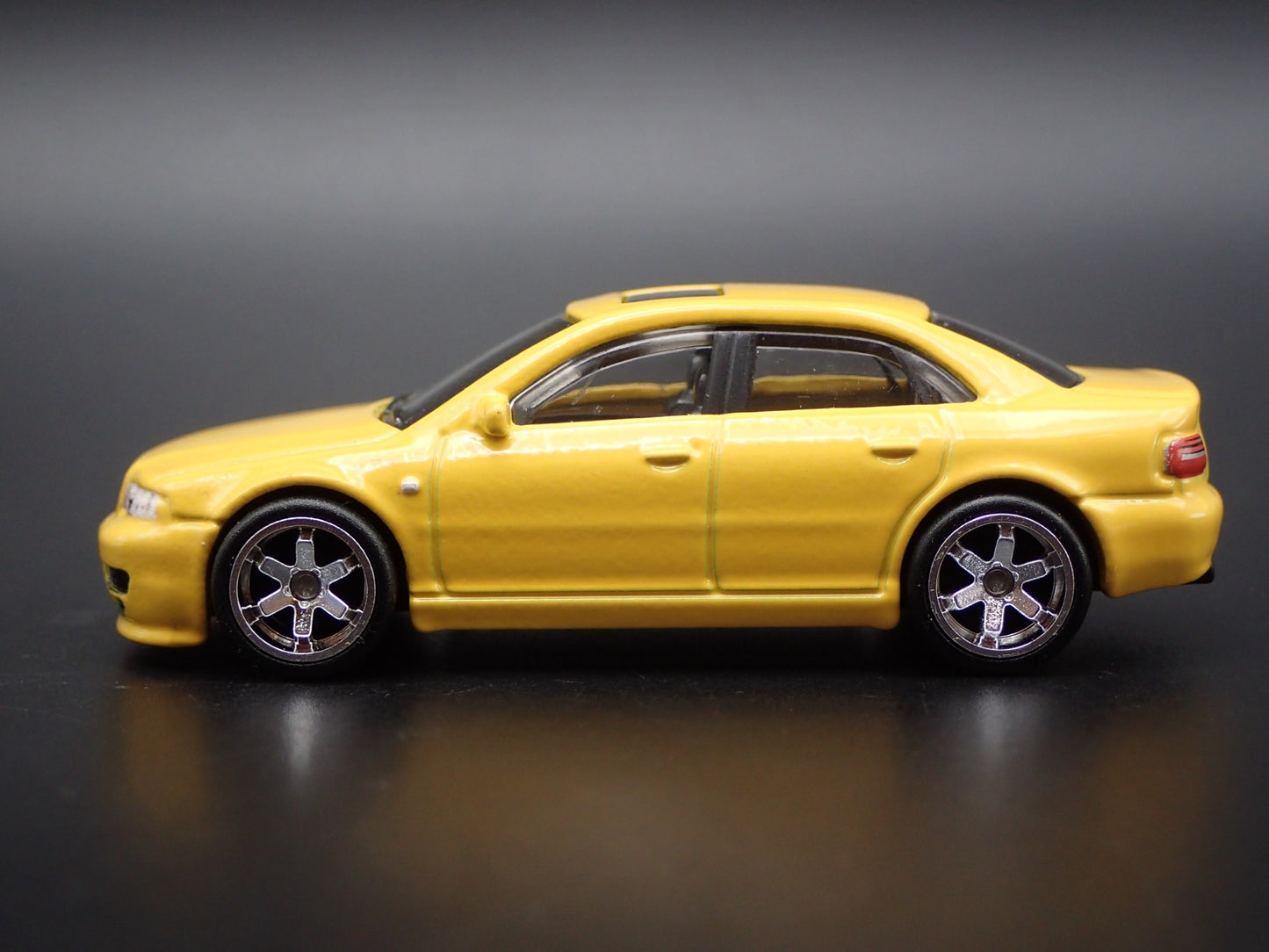 1997 - 2002 AUDI S4 QUATTRO 4 FOUR DOOR 1:64 SCALE DIORAMA DIECAST MODEL CAR