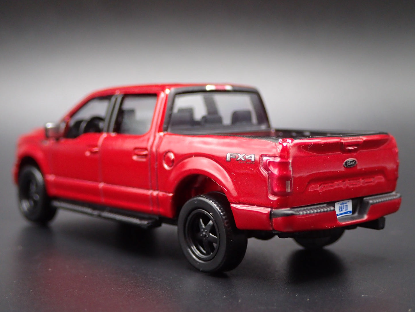 2015-2020 FORD F150 LARIAT PICKUP TRUCK RED 1:64 SCALE DIORAMA DIECAST MODEL CAR