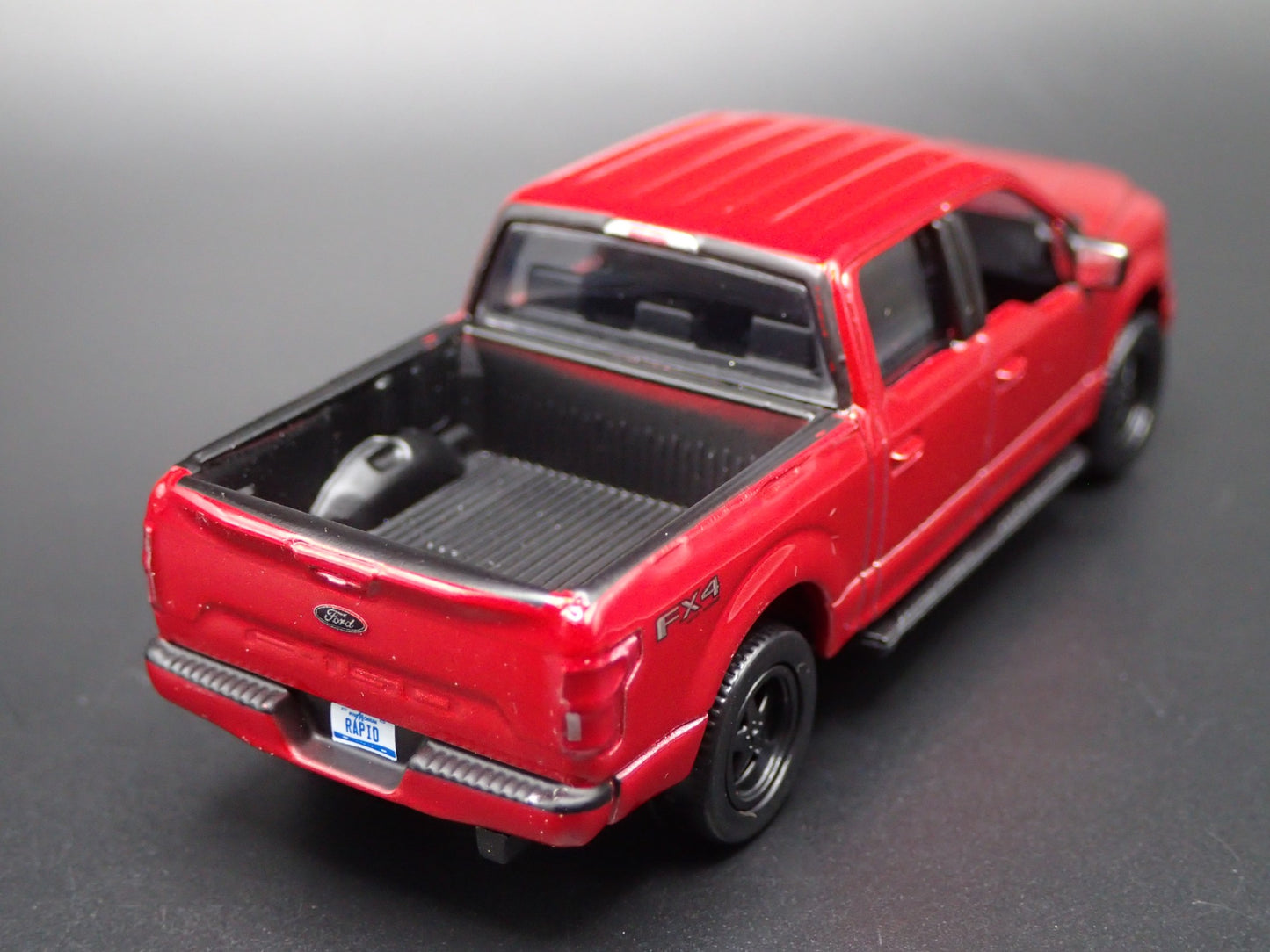 2015-2020 FORD F150 LARIAT PICKUP TRUCK RED 1:64 SCALE DIORAMA DIECAST MODEL CAR