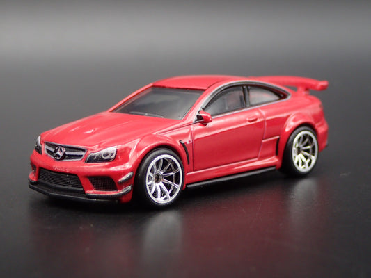 2011 -2015 MERCEDES-BENZ C63 AMG COUPE BLACK SERIES 1:64 SCALE DIECAST MODEL CAR