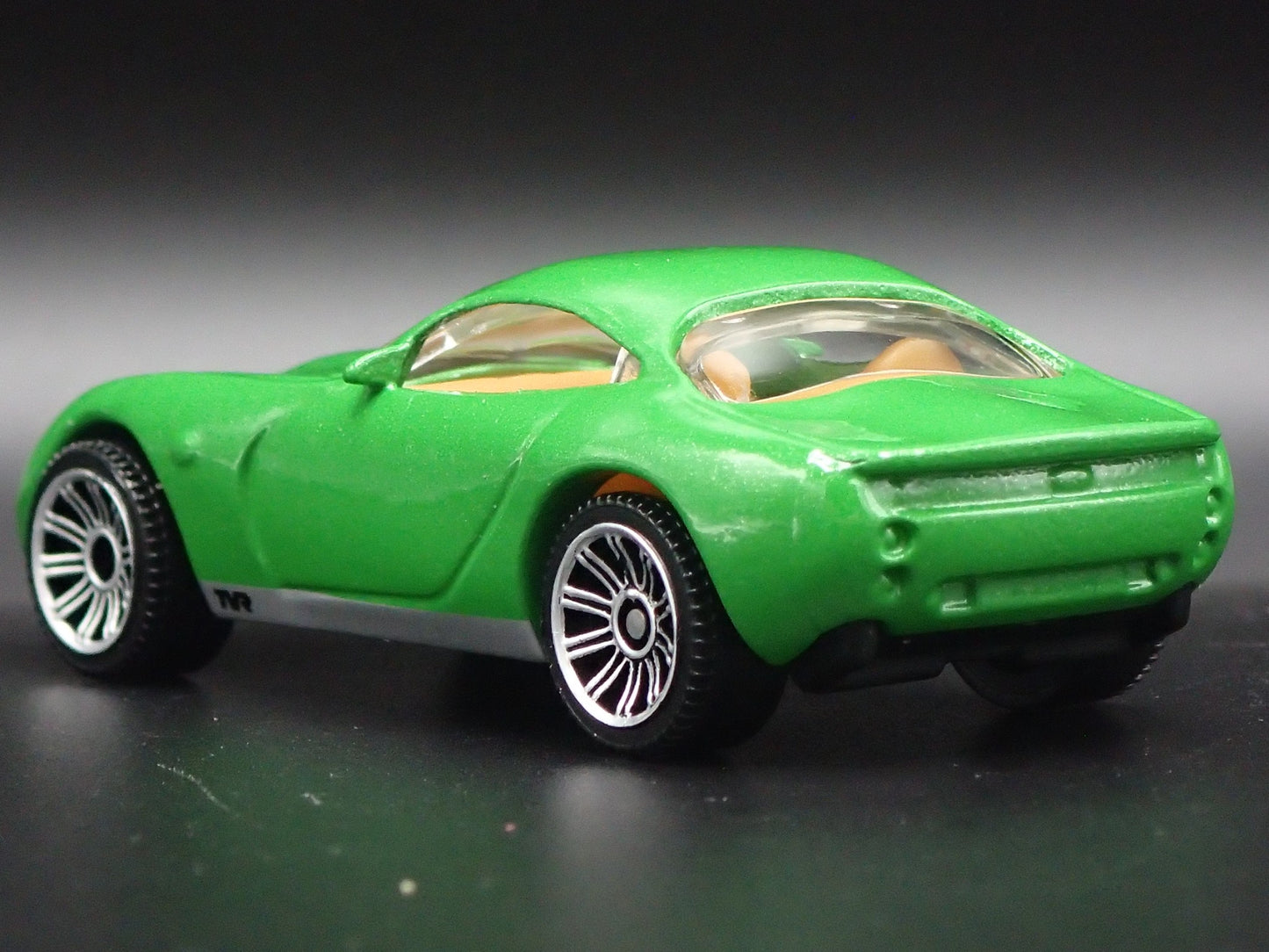 2001-2006 TVR TUSCAN S GREEN 1:64 SCALE COLLECTIBLE DIORAMA DIECAST MODEL CAR
