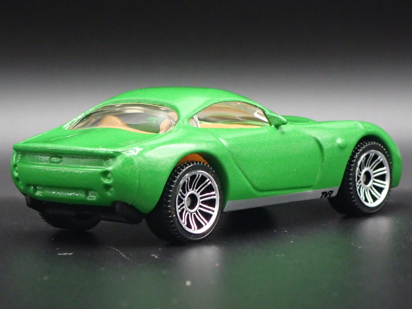 2001-2006 TVR TUSCAN S GREEN 1:64 SCALE COLLECTIBLE DIORAMA DIECAST MODEL CAR