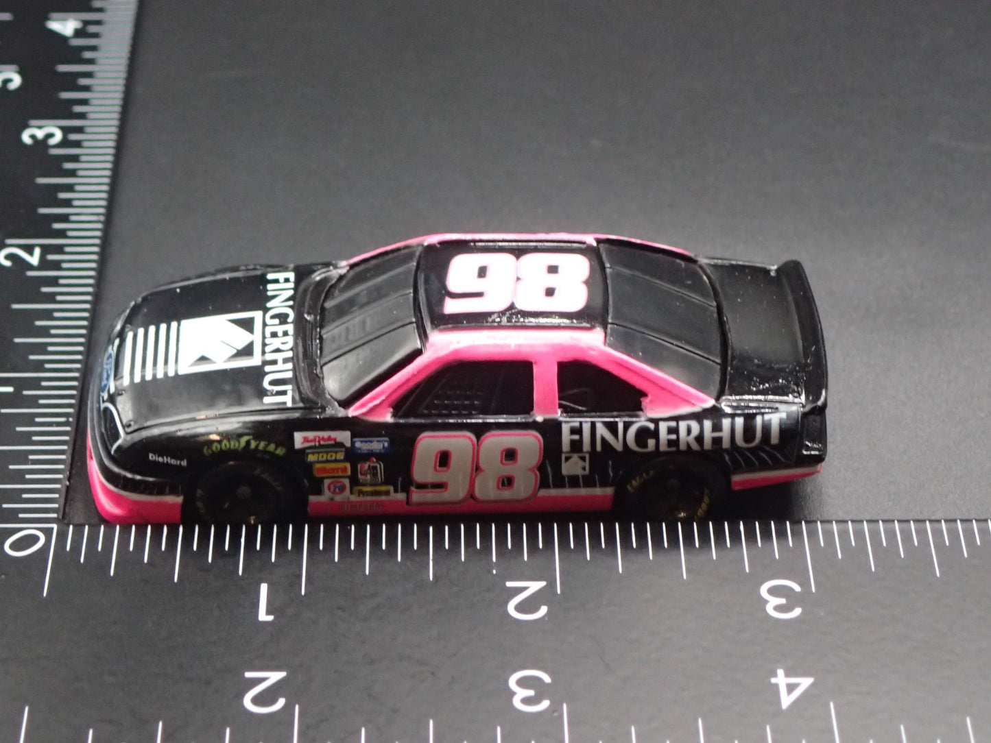 1994 94 FORD THUNDERBIRD 98 DERRIKE COPE NASCAR 1:64 SCALE DIECAST MODEL CAR