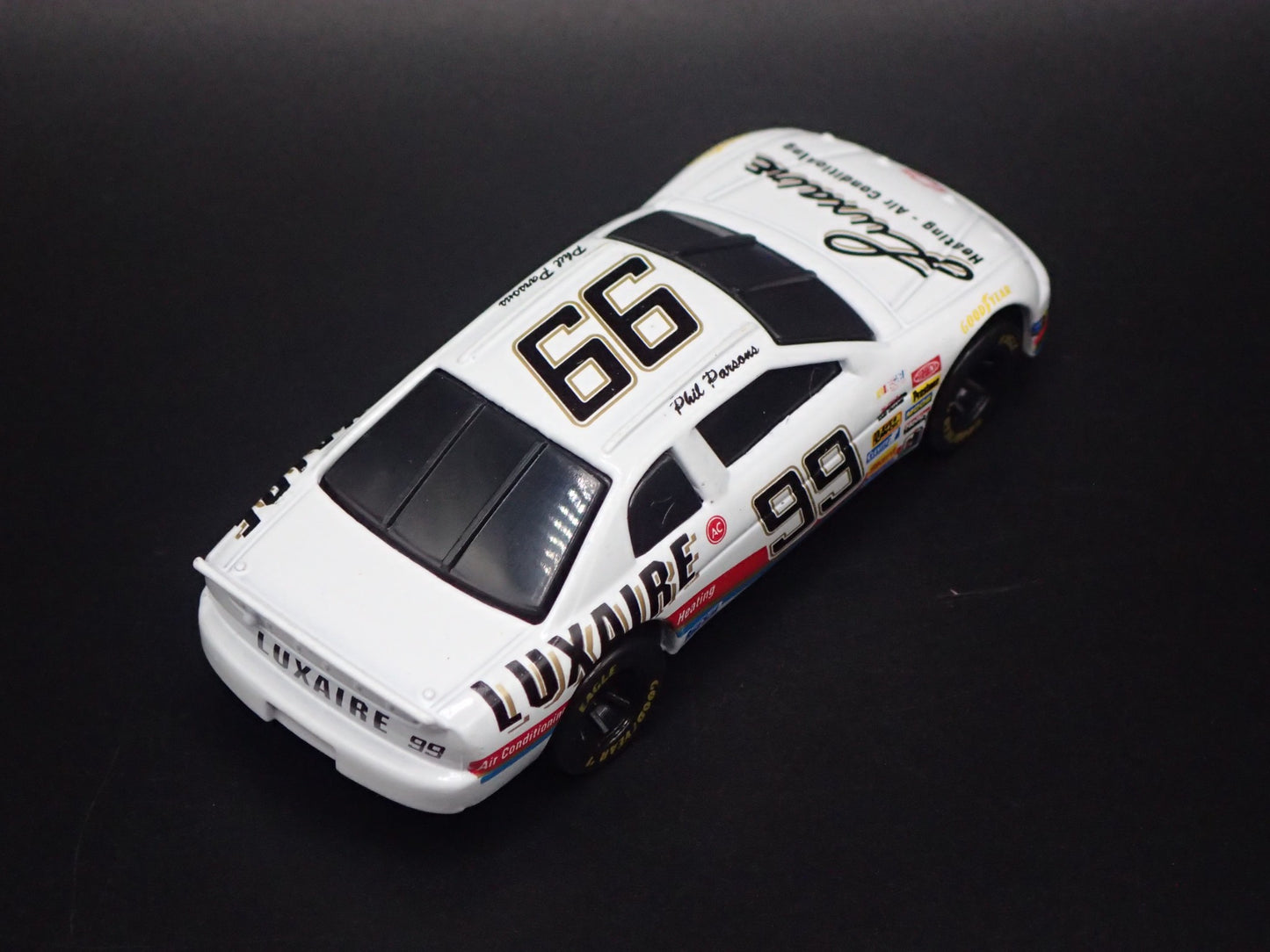 1995 CHEVROLET MONTE CARLO 99 PHIL PARSONS NASCAR 1:64 SCALE DIECAST MODEL CAR