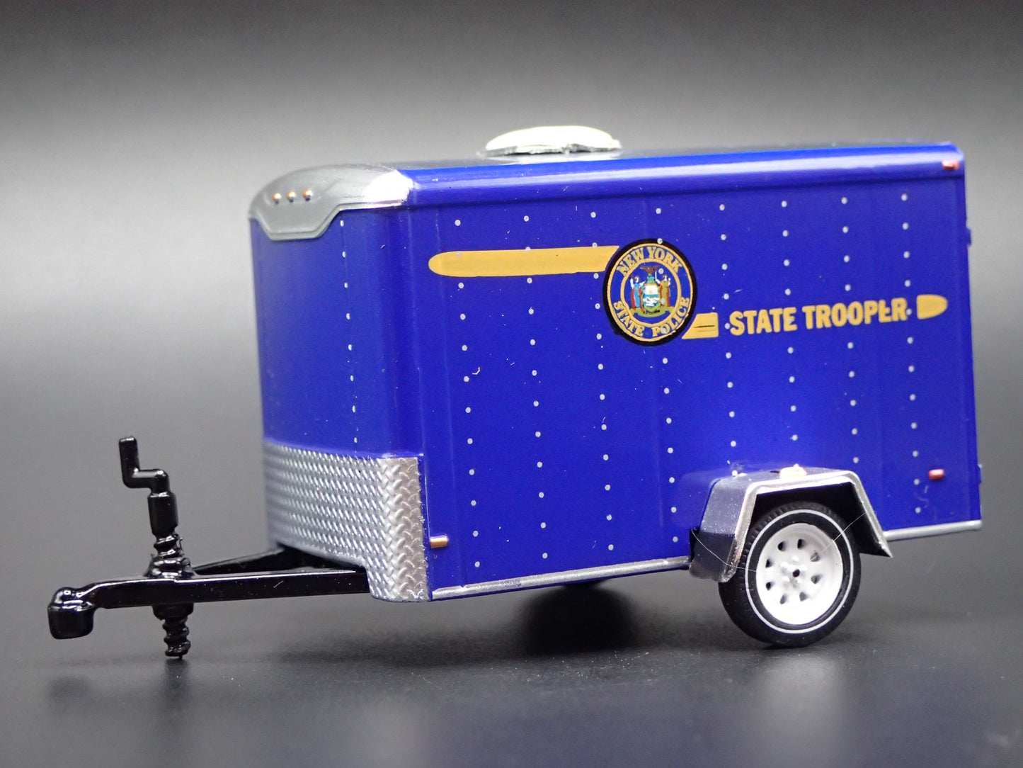 NEW YORK STATE TROOPER POLICE SMALL CARGO TRAILER 1:64 SCALE DIORAMA MODEL CAR