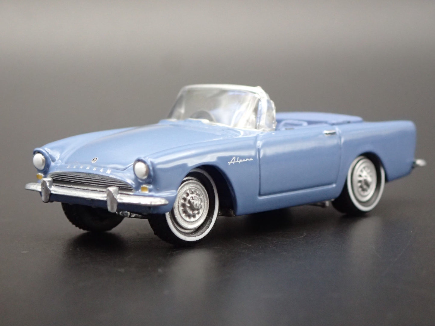 1959-1968 SUNBEAM TIGER CONVERTIBLE RARE 1:64 SCALE DIORAMA DIECAST MODEL CAR