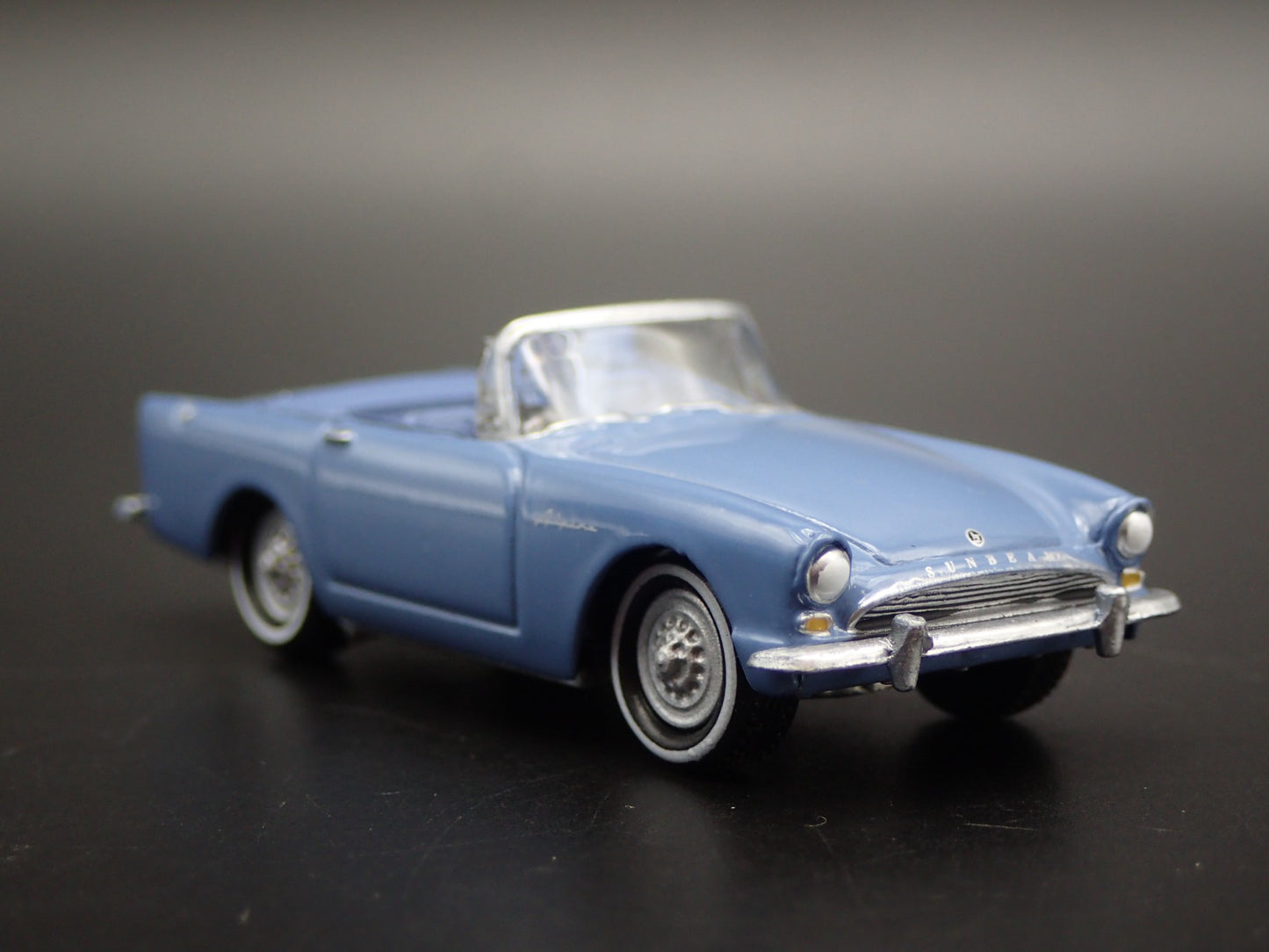1959-1968 SUNBEAM ALPINE CONVERTIBLE JAMES BOND 007 1:64 SCALE DIECAST MODEL CAR