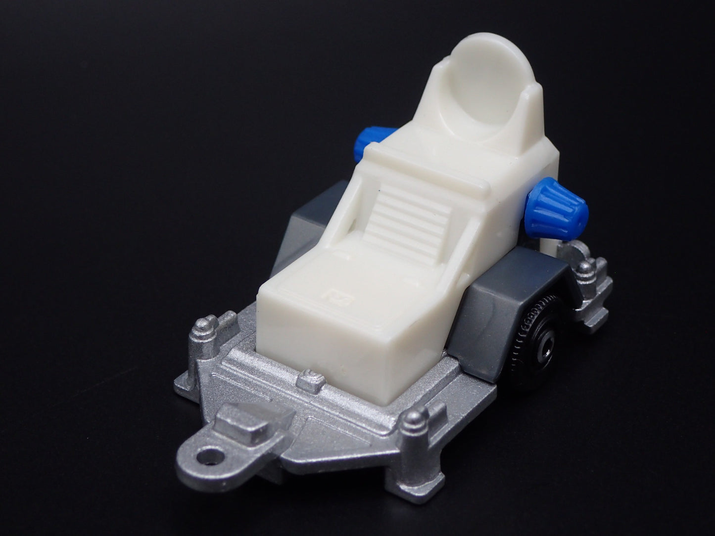 POLICE ZONE SPEED LIMIT SIGN HITCH WHITE 1:64 MB SCALE DIORAMA DIECAST MODEL CAR