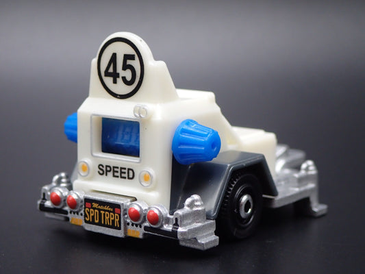POLICE ZONE SPEED LIMIT SIGN HITCH WHITE 1:64 MB SCALE DIORAMA DIECAST MODEL CAR