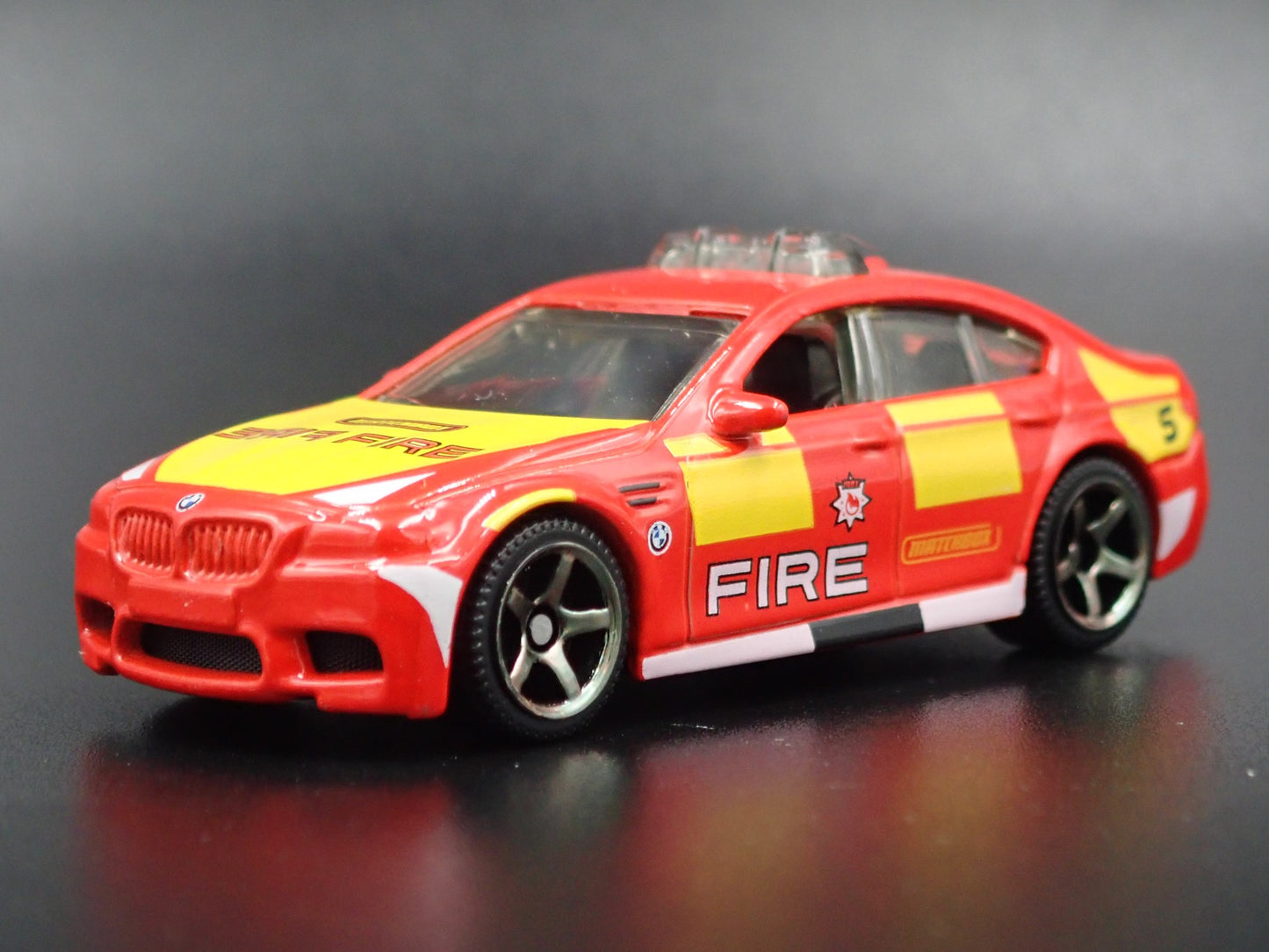2011-2016 BMW M5 FIRE CHIEF CAR RED 1:64 SCALE COLLECTIBLE DIECAST MODEL CAR