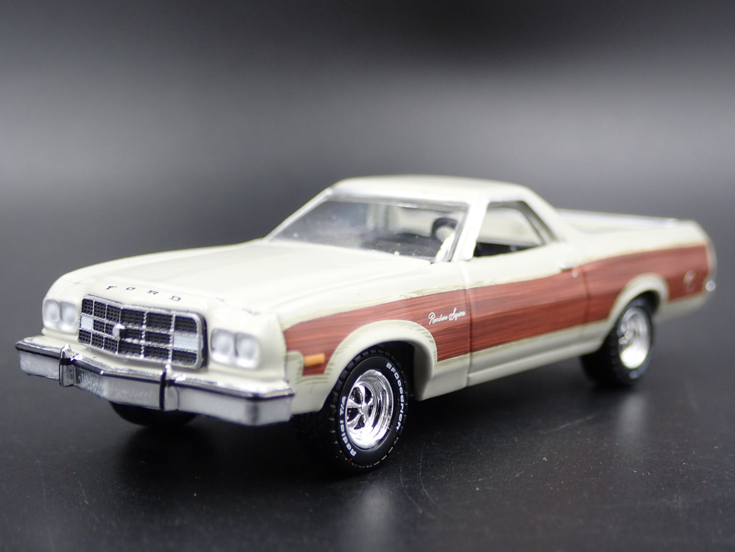 1973 73 FORD RANCHERO SQUIRE PICKUP TRUCK W/ HITCH 1:64 SCALE DIECAST MODEL CAR