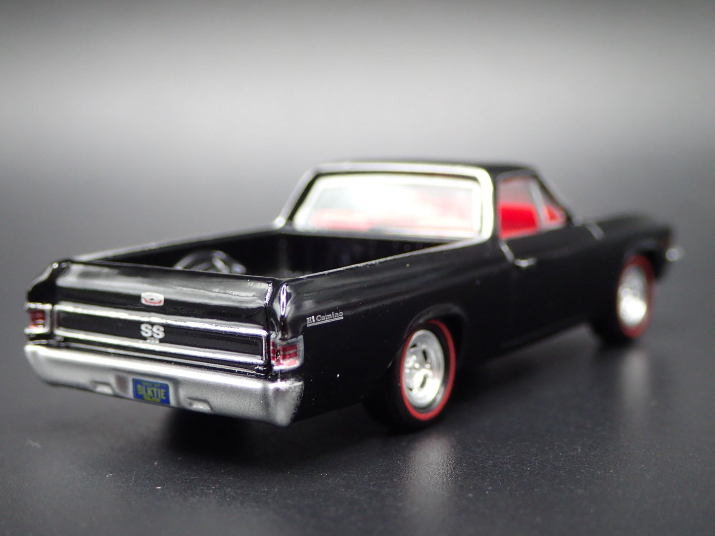 1967 67 CHEVY CHEVROLET EL CAMINO SS BLACK 1:64 SCALE DIORAMA DIECAST MODEL CAR