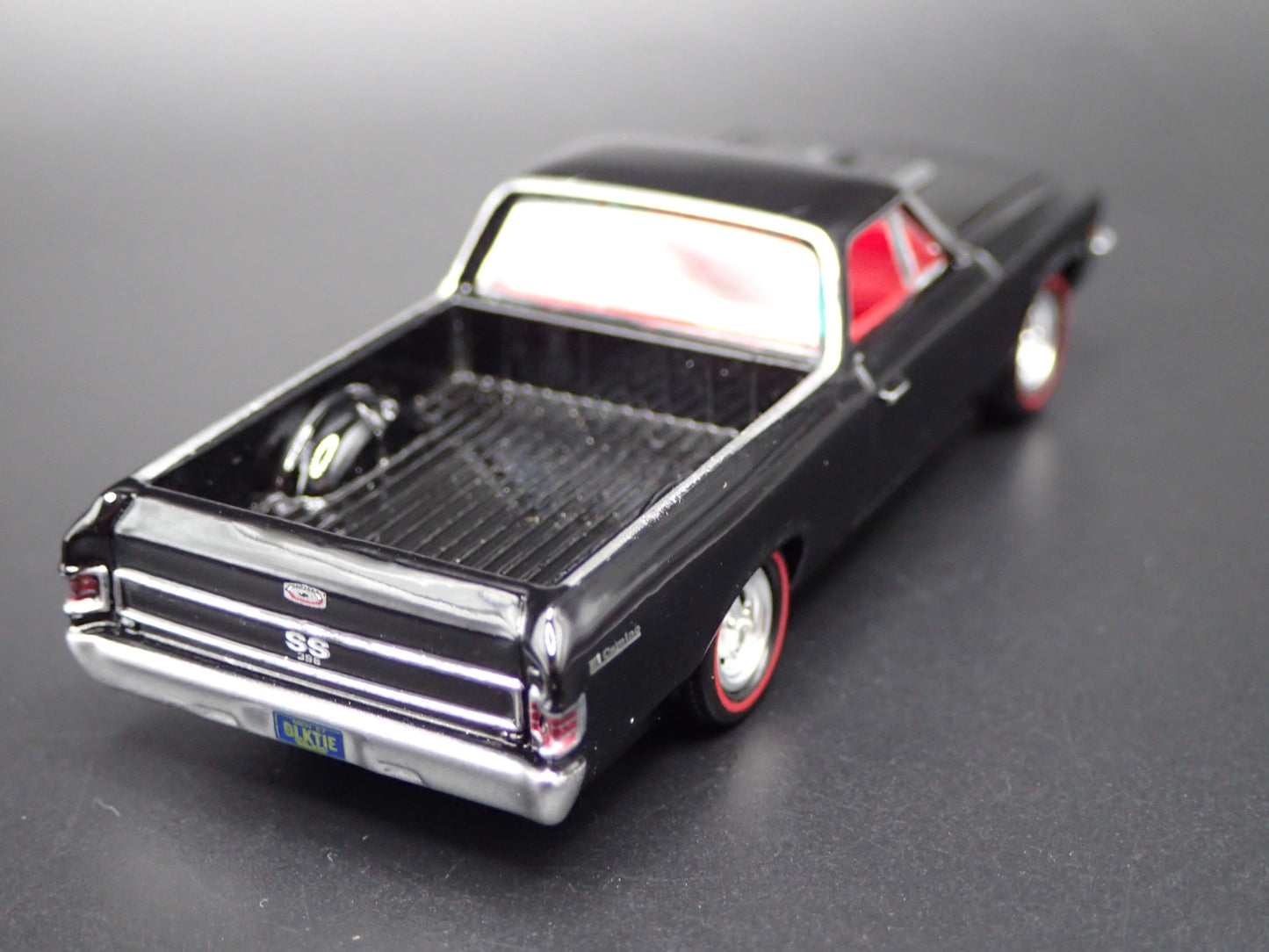 1967 67 CHEVY CHEVROLET EL CAMINO SS BLACK 1:64 SCALE DIORAMA DIECAST MODEL CAR